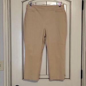 Chico's Tan Crop Pull On Pants Size 1.5 Petite Stretch Waist Medium Size 10